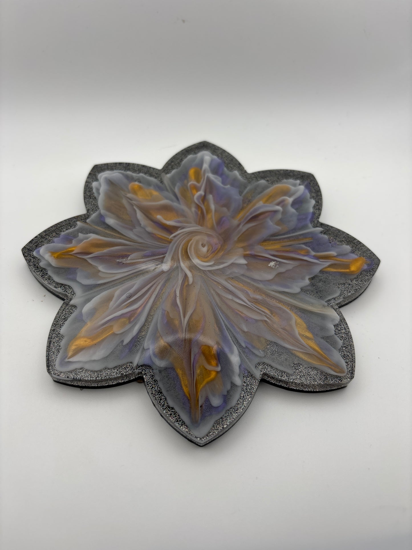 Beautiful handmade large 3d bloom resin coaster coa01